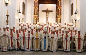 Obispos y Nuncio Apostolico