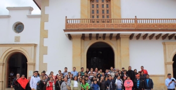 https://arquimedia.s3.amazonaws.com/239/cartografia-y-limites/peregrinacion-ubatejpg.jpg